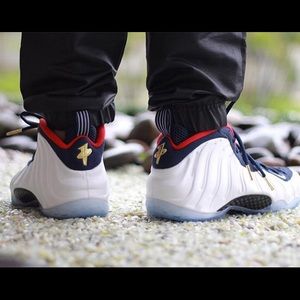 Kids NIKE Air Foamposite ONE Olympic ☑️ LIKE NEW